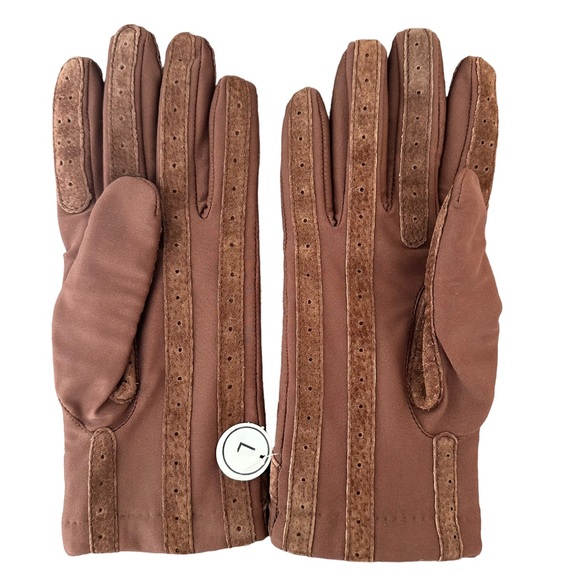 Jockey Isotoner Driving Gloves - Picture 2 of 9